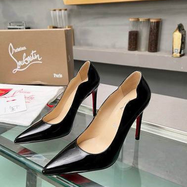 Black Pointed-Toe Pumps