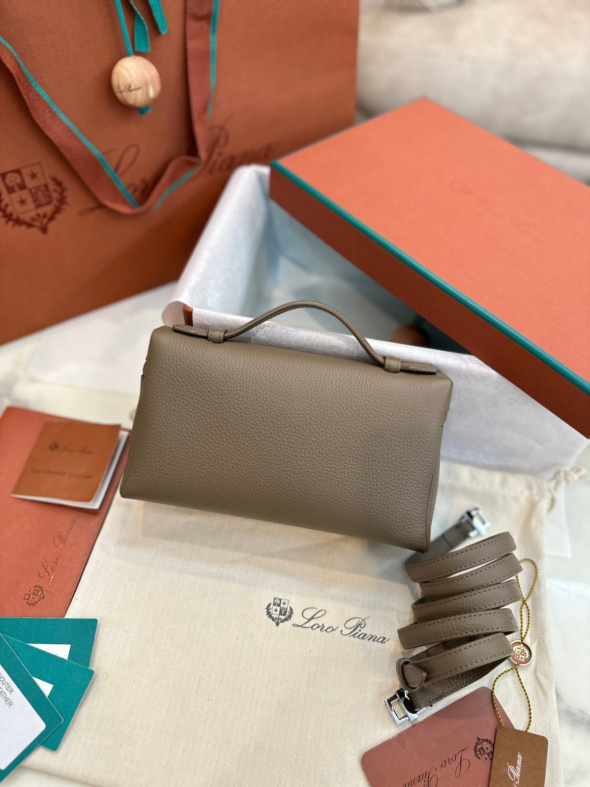 Saddle 19 Loro Leather Bag